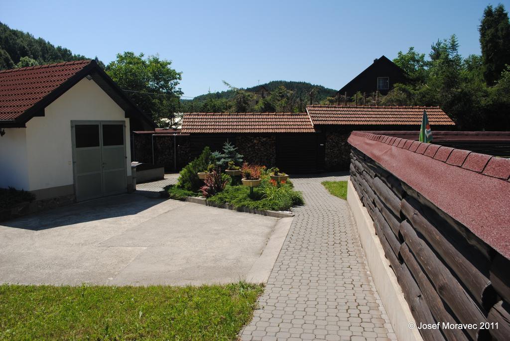 Pension Karolina Trnava Εξωτερικό φωτογραφία