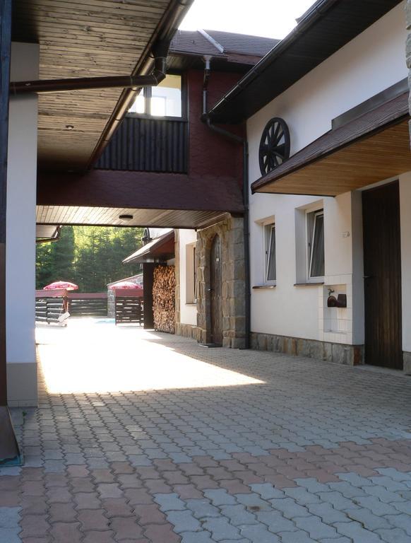 Pension Karolina Trnava Εξωτερικό φωτογραφία